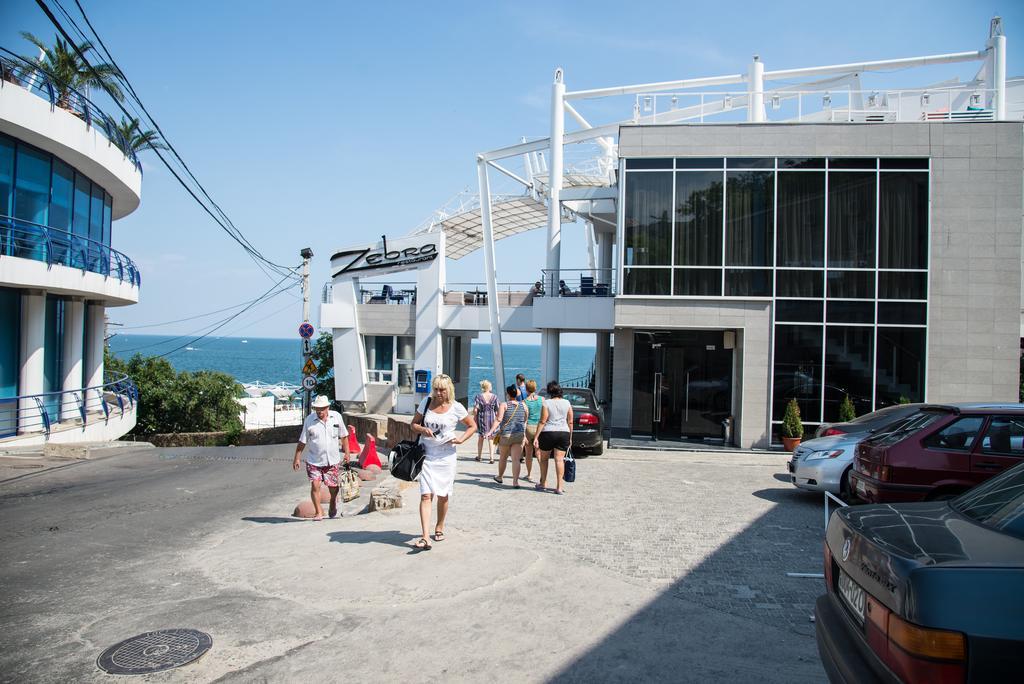 12 Months Mini Hotel Odesa Exterior photo