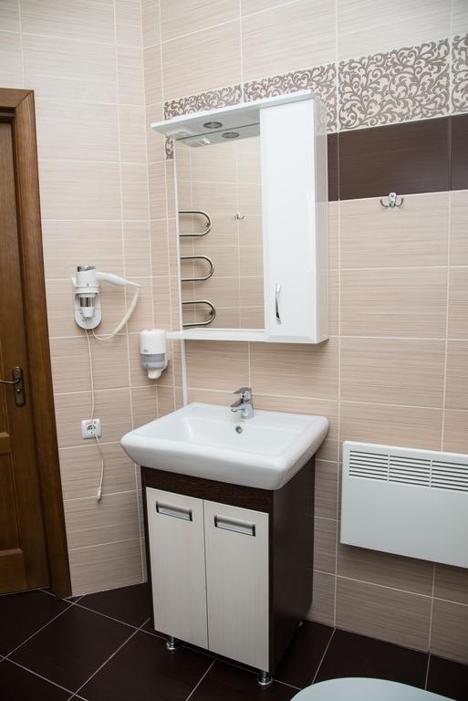 12 Months Mini Hotel Odesa Exterior photo